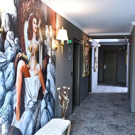 Boutique 4*