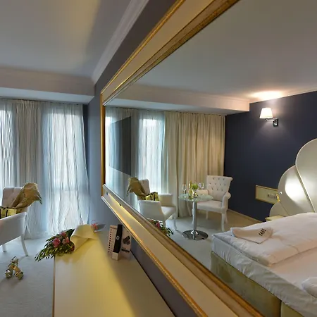 Boutique 4*