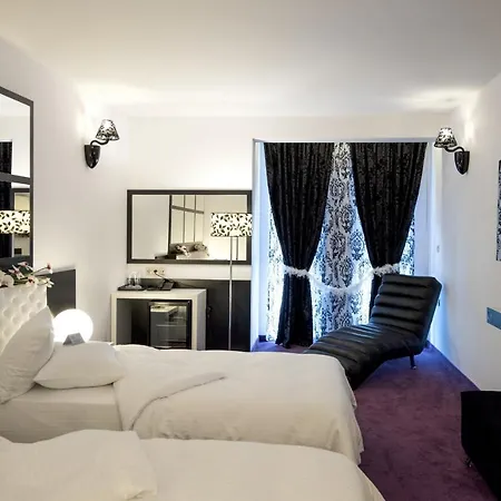 Boutique 4*